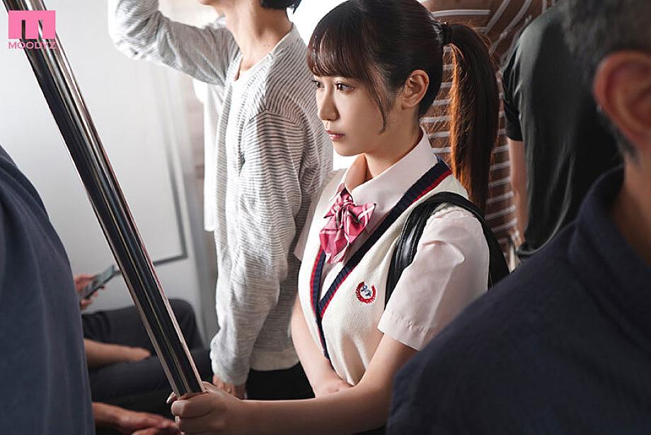 sex luluchu Cô vợ đi vắng, để Gã chồng ở nhà với cô bạn thân và …