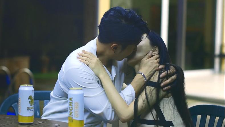 sex suchibi mới nhất Chị máy bay độc thân thèm cặc trai trẻ